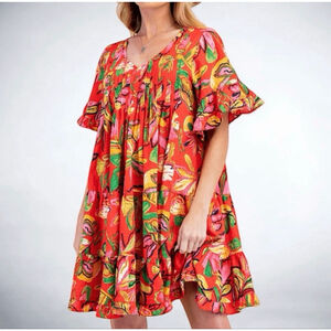 Easel Oversized Floral Print Ruffled Tiered Mini Dress in Red Size S